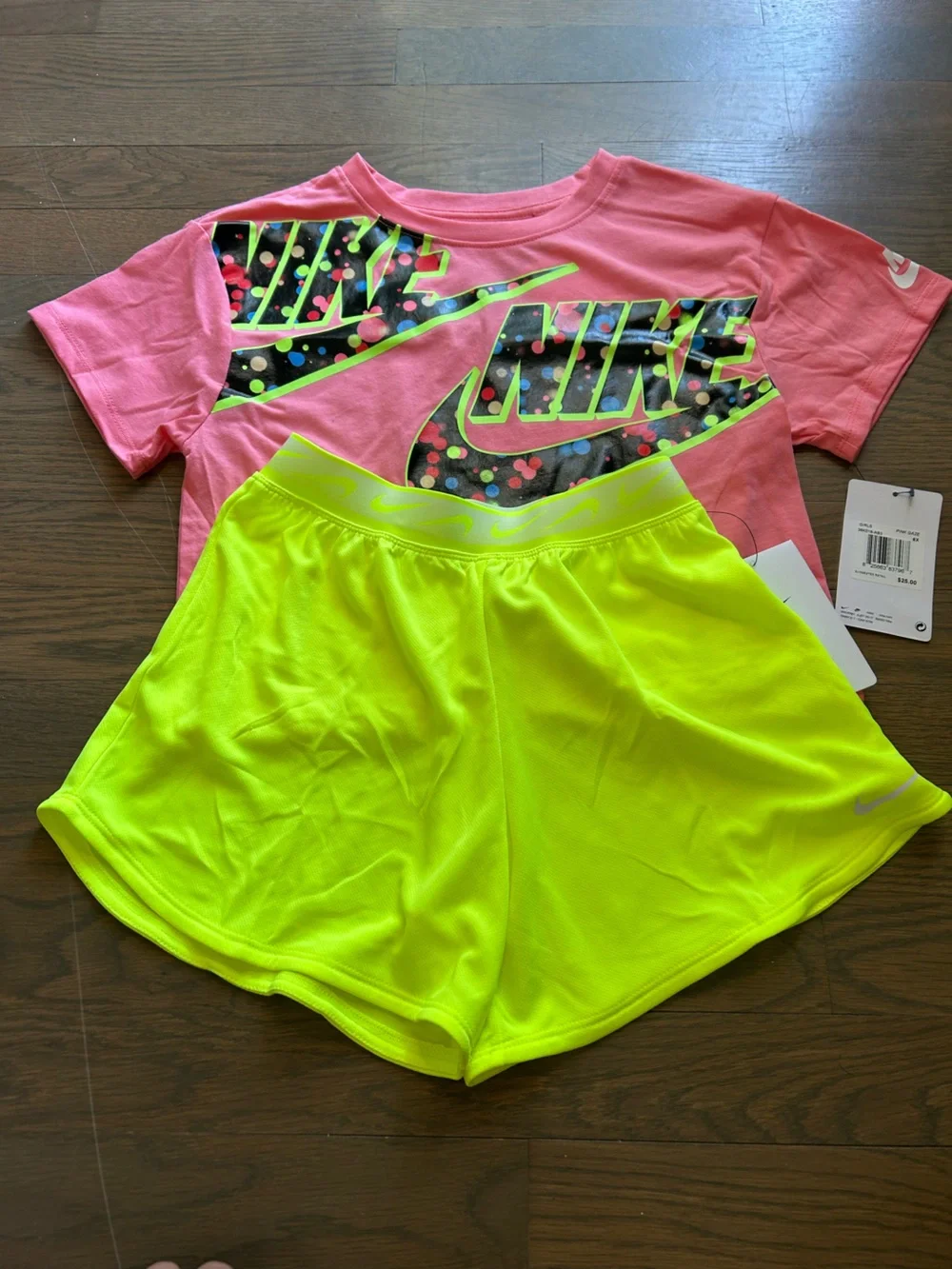 NWT Nike Girls Set size 6X